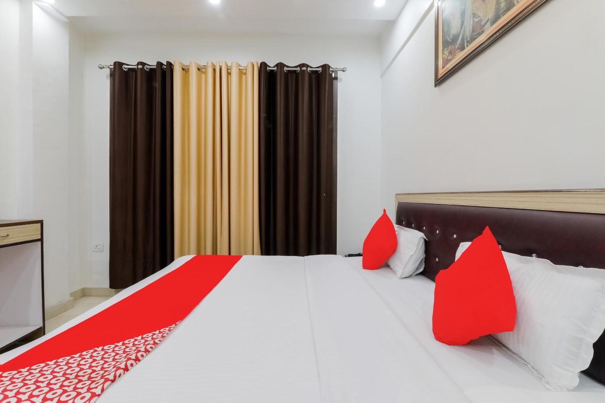 OYO 78997 The Maharaja Inn Lucknow Bagian luar foto