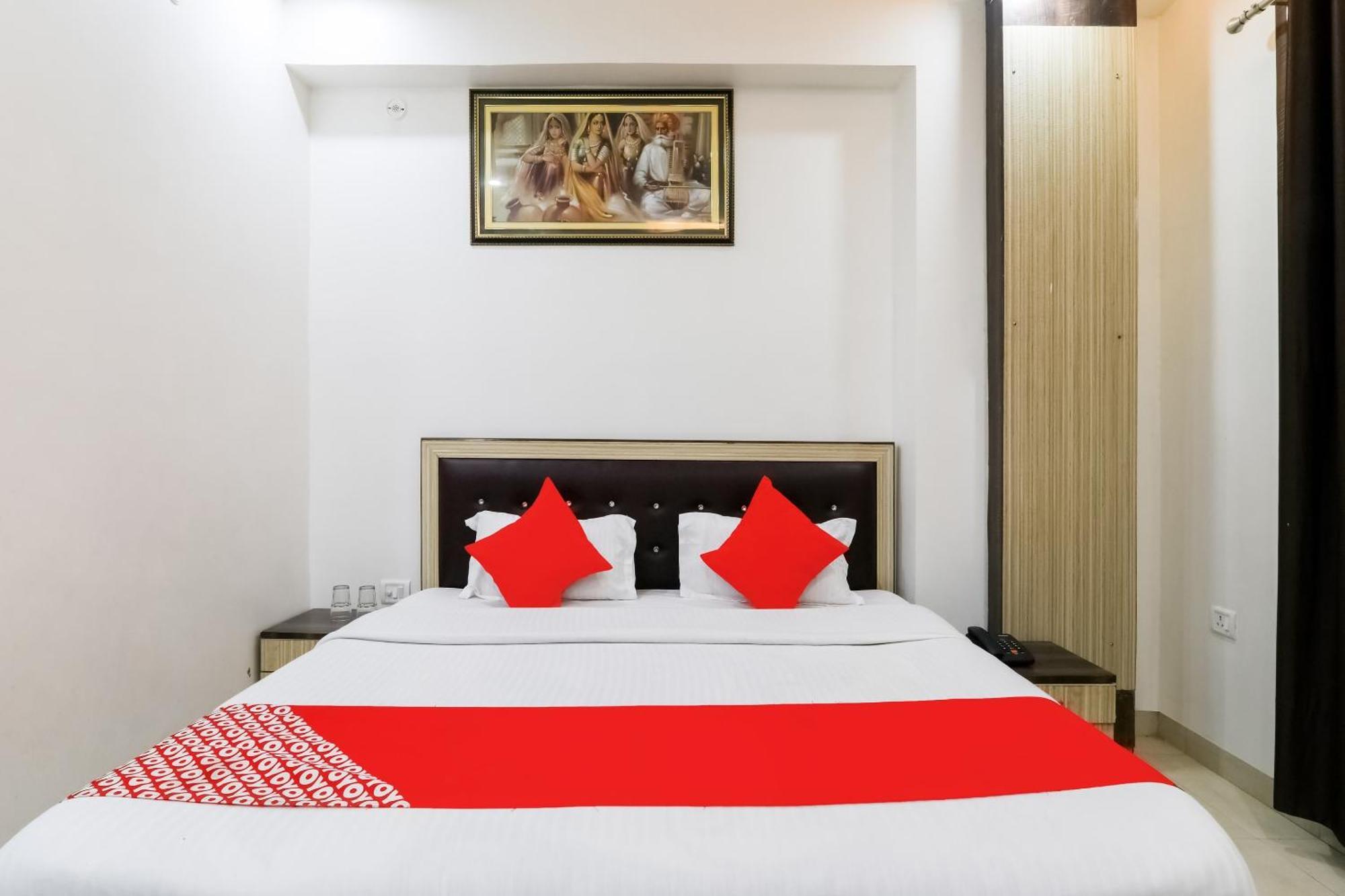 OYO 78997 The Maharaja Inn Lucknow Bagian luar foto