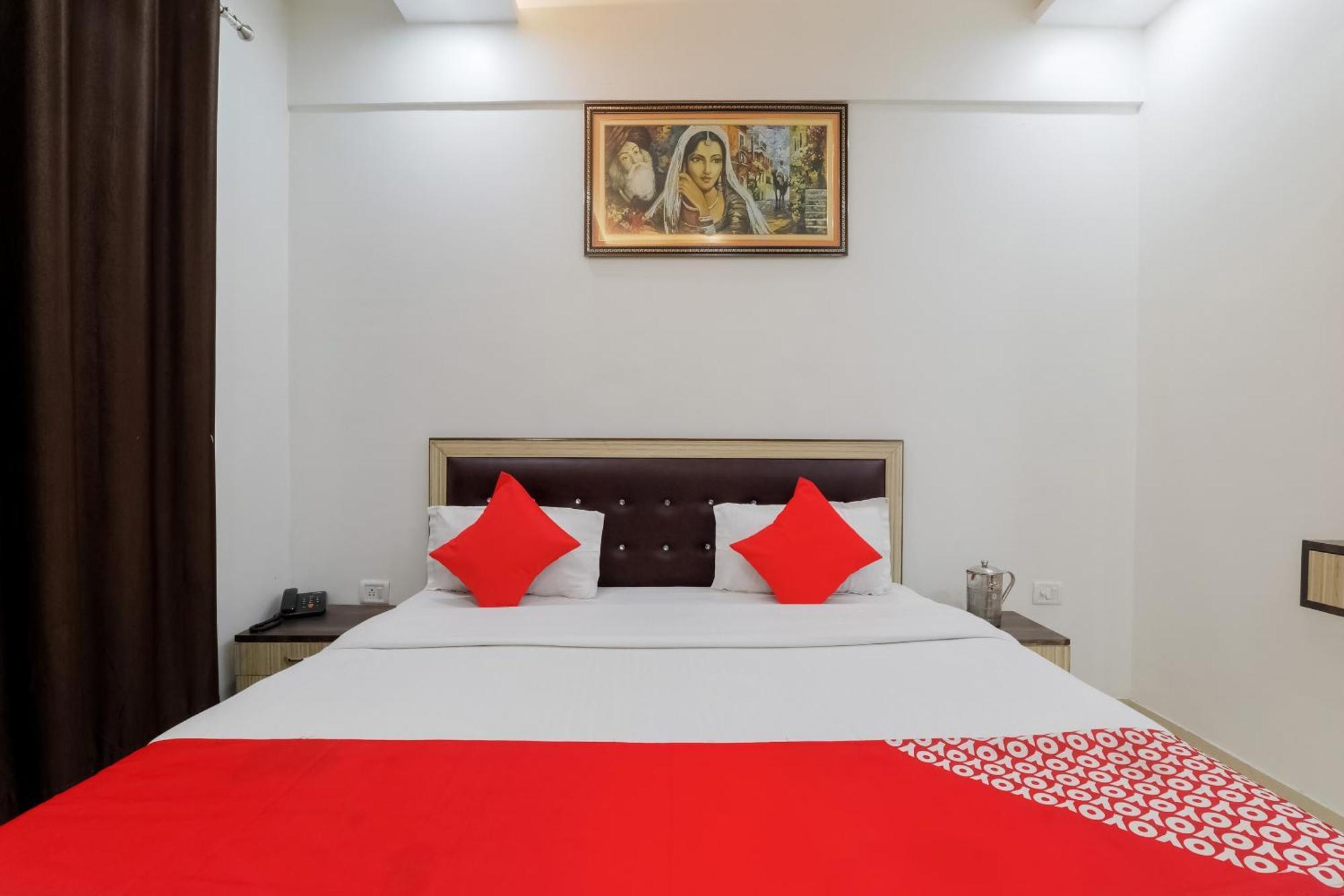 OYO 78997 The Maharaja Inn Lucknow Bagian luar foto